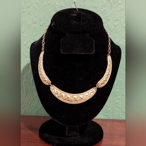 AVON Gold-Tone Necklace